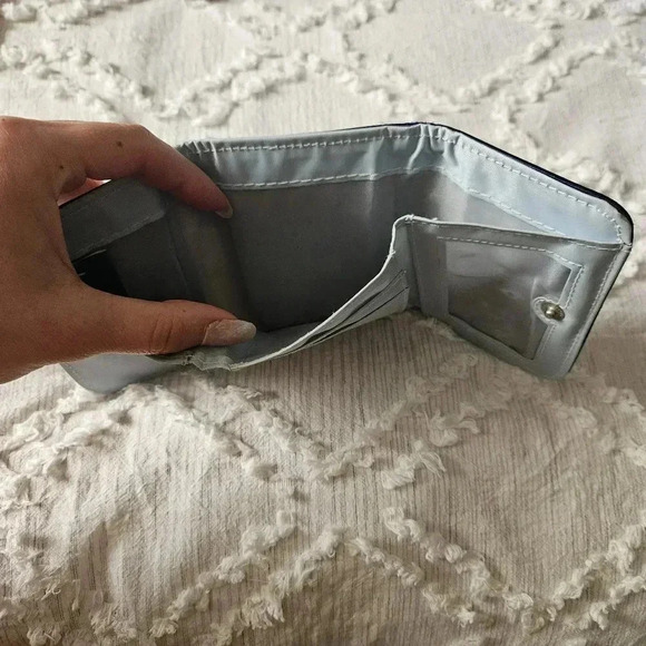 Vintage Disney Cinderella Wallet - Picture 6 of 12